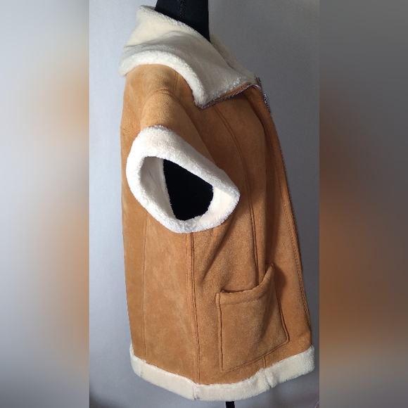 BLANKNYC Biscotti Faux Suede Oversized Collar Vest Women's Size- Small - Picture 6 of 11